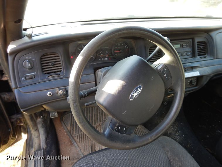 image for item DR1203 2007 Ford Crown Victoria Police Interceptor