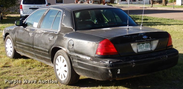 image for item DR1205 2006 Ford Crown Victoria Police Interceptor