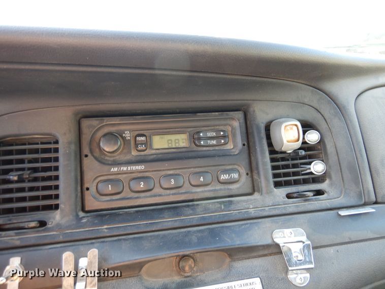 image for item DR1205 2006 Ford Crown Victoria Police Interceptor