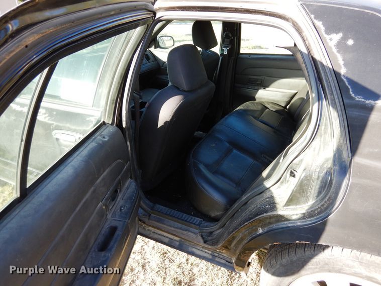 image for item DR1205 2006 Ford Crown Victoria Police Interceptor