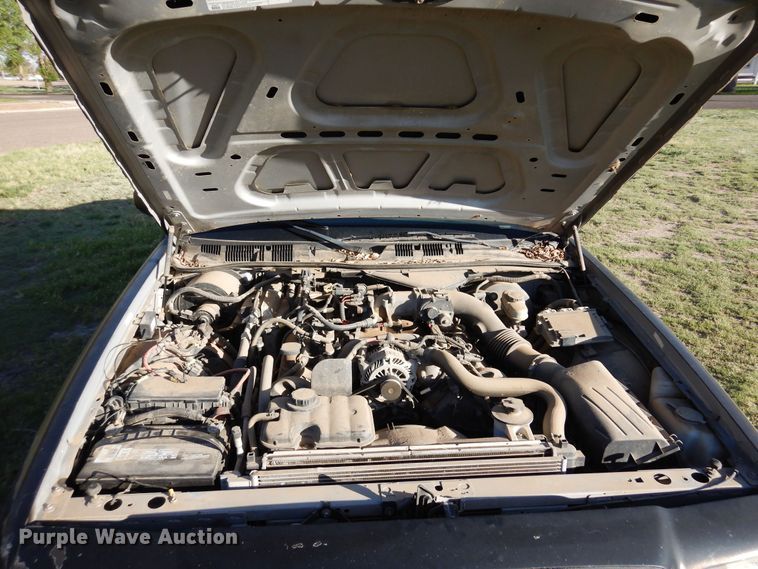 image for item DR1205 2006 Ford Crown Victoria Police Interceptor