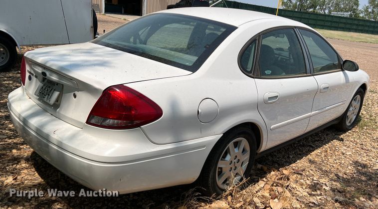 image for item DR1414 2005 Ford Taurus