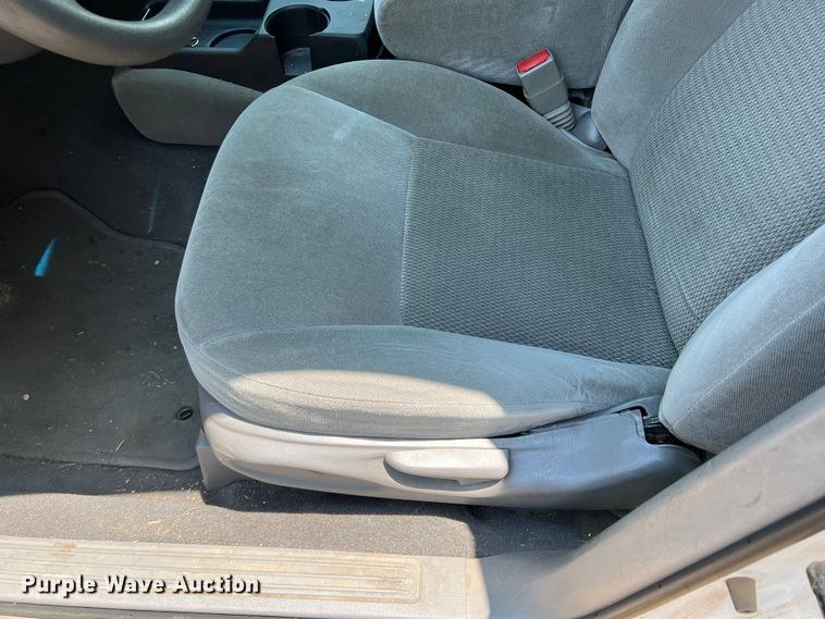 image for item DR1414 2005 Ford Taurus