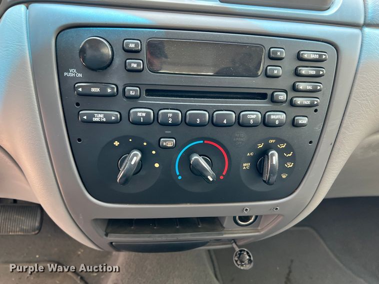 image for item DR1414 2005 Ford Taurus