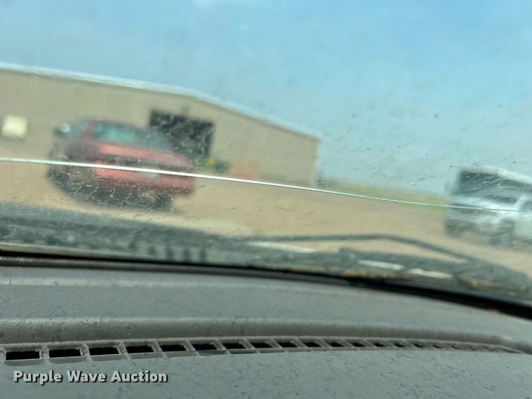 image for item DR1414 2005 Ford Taurus