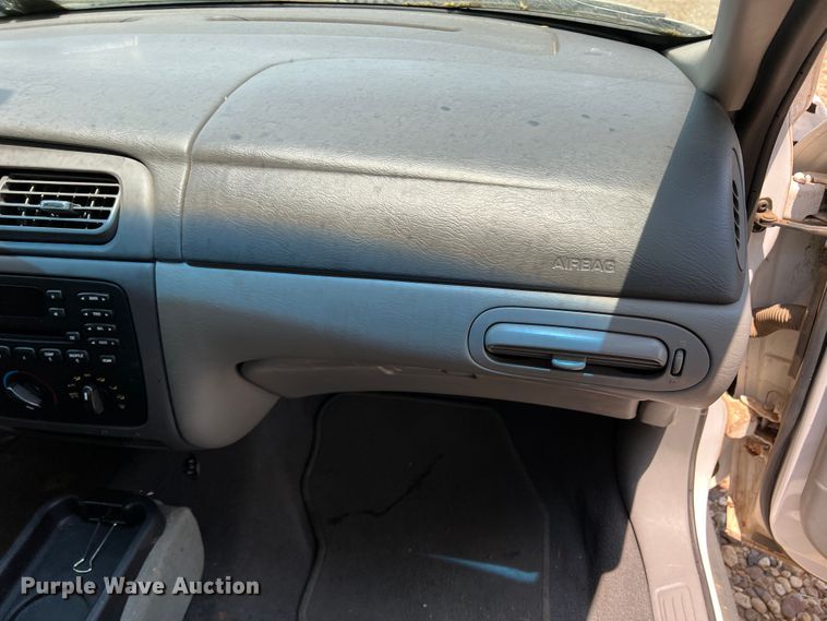 image for item DR1414 2005 Ford Taurus