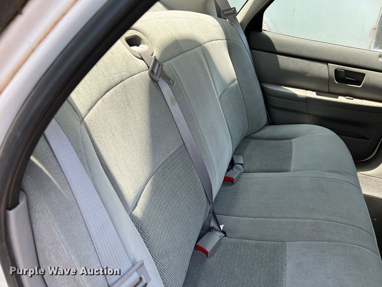 image for item DR1414 2005 Ford Taurus