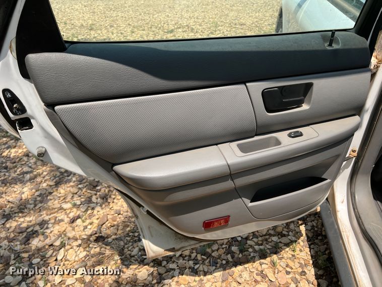 image for item DR1414 2005 Ford Taurus