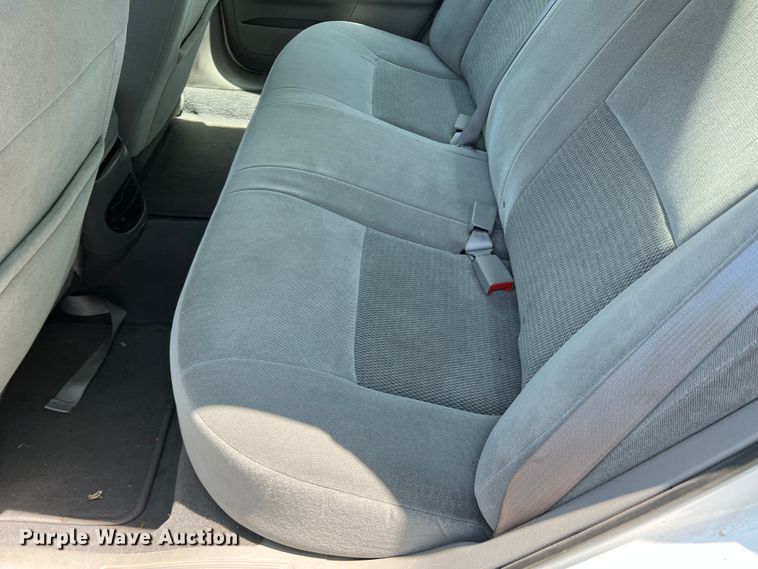 image for item DR1414 2005 Ford Taurus