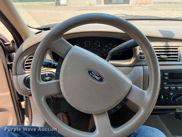 image for item DR1417 2007 Ford Taurus