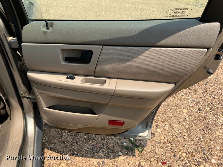 image for item DR1417 2007 Ford Taurus