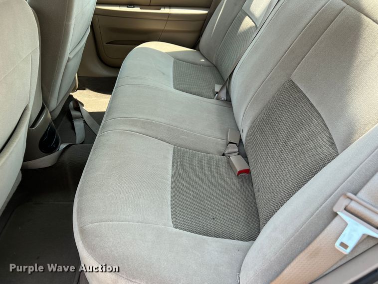 image for item DR1417 2007 Ford Taurus