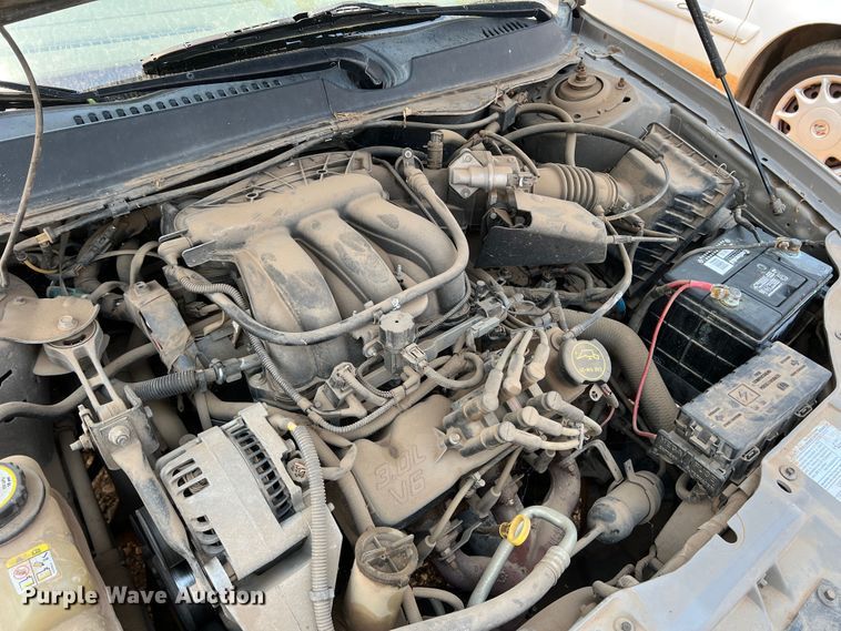 image for item DR1417 2007 Ford Taurus