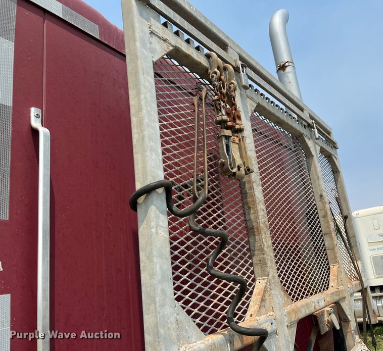 image for item DR1418 1993 Ford LTL9000  semi truck