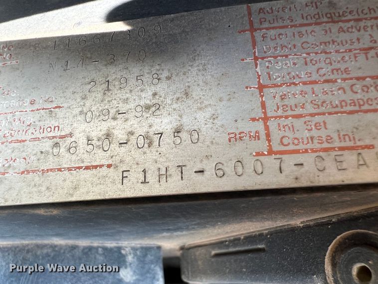 image for item DR1418 1993 Ford LTL9000  semi truck