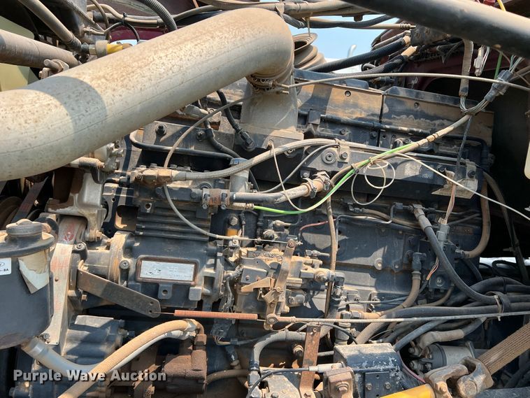 image for item DR1418 1993 Ford LTL9000  semi truck