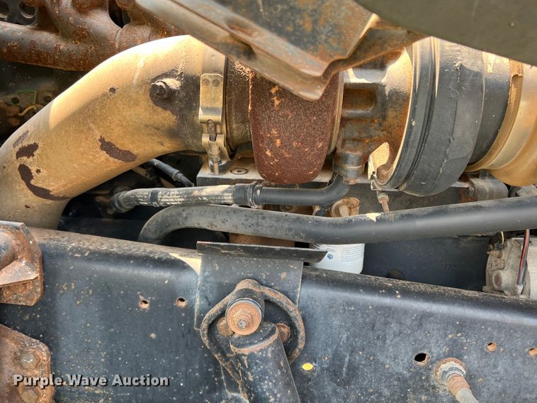 image for item DR1418 1993 Ford LTL9000  semi truck