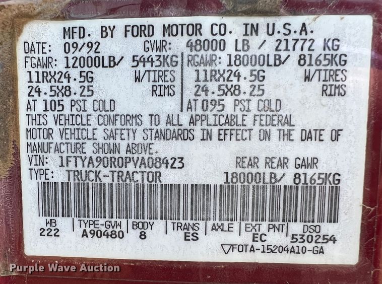 image for item DR1418 1993 Ford LTL9000  semi truck