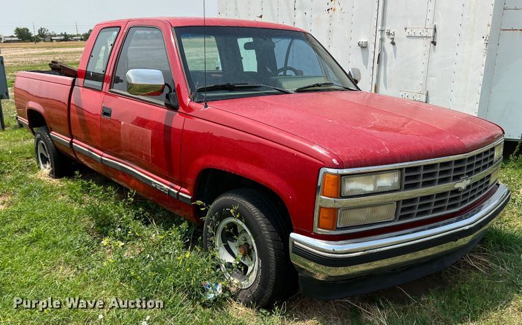 image for item DR1421 1993 Chevrolet C1500  Ext. Cab pickup truck