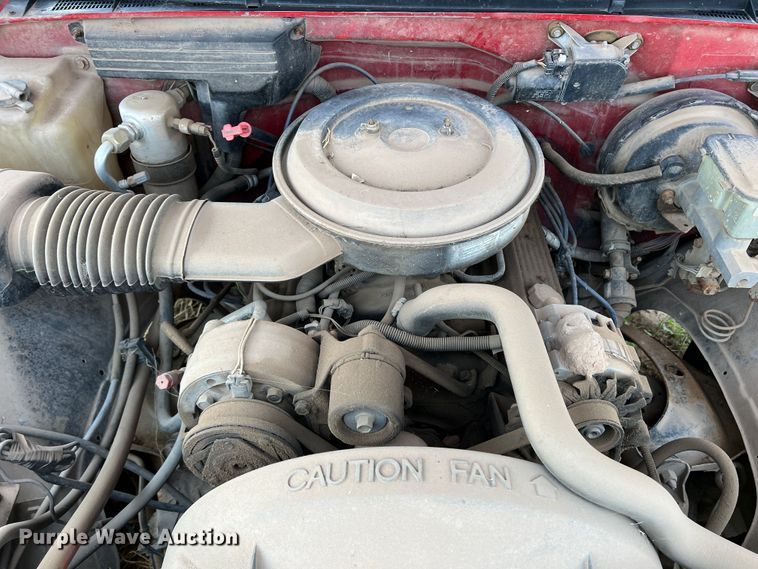 image for item DR1421 1993 Chevrolet C1500  Ext. Cab pickup truck