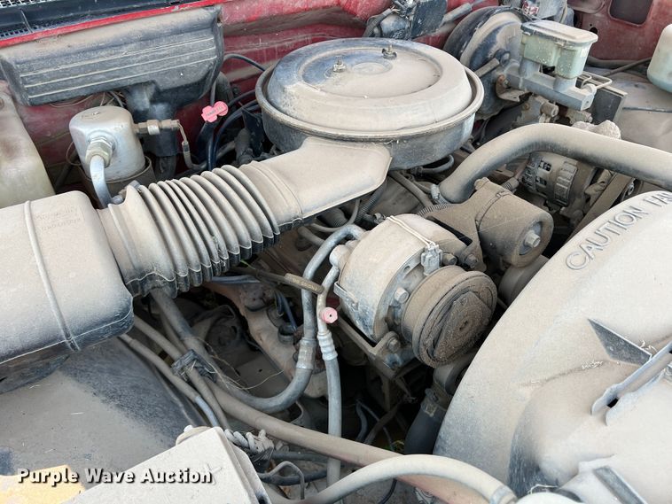 image for item DR1421 1993 Chevrolet C1500  Ext. Cab pickup truck