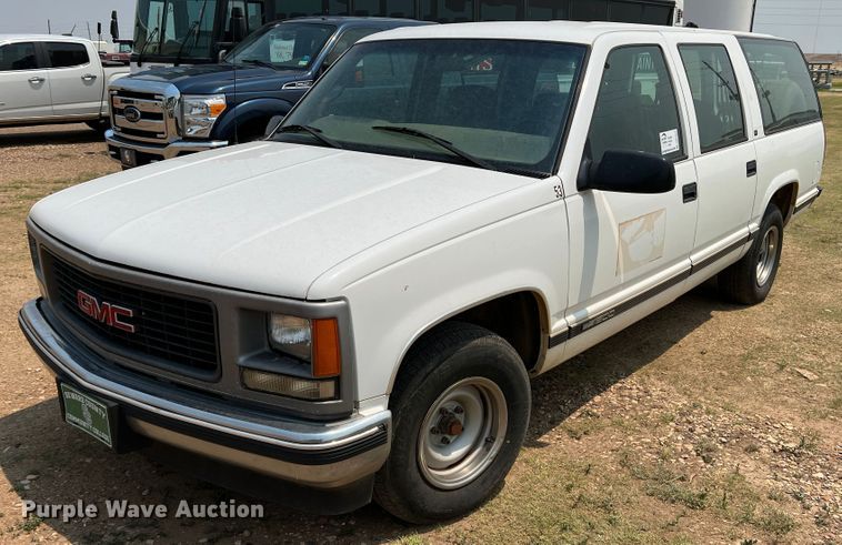 image for item DR1422 1999 GMC Suburban 1500