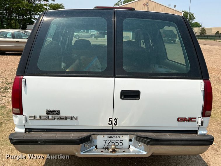 image for item DR1422 1999 GMC Suburban 1500