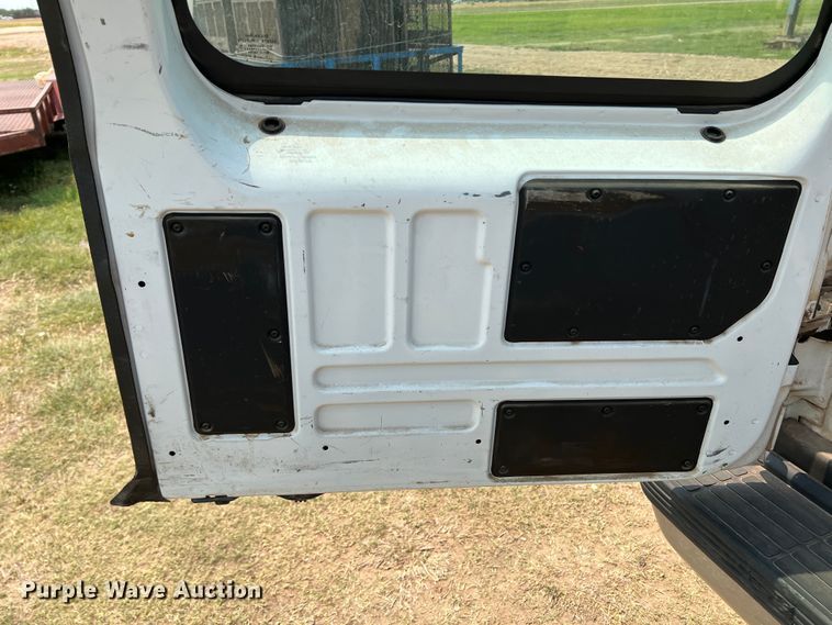 image for item DR1422 1999 GMC Suburban 1500