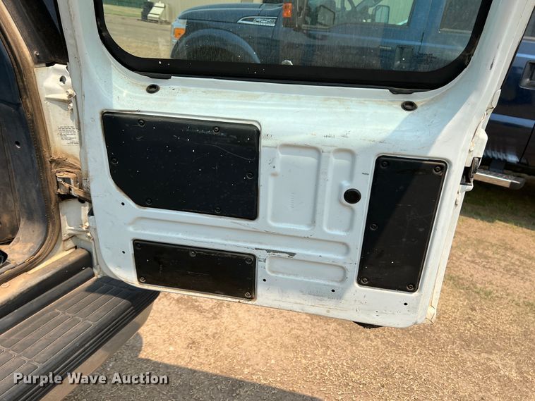 image for item DR1422 1999 GMC Suburban 1500