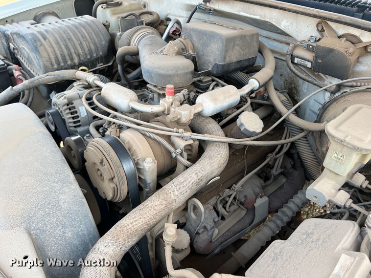 image for item DR1422 1999 GMC Suburban 1500