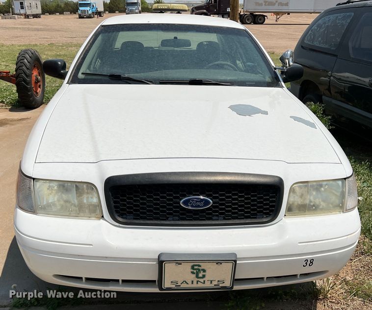 image for item DR1424 2010 Ford Crown Victoria Police Interceptor