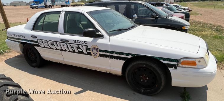 image for item DR1424 2010 Ford Crown Victoria Police Interceptor