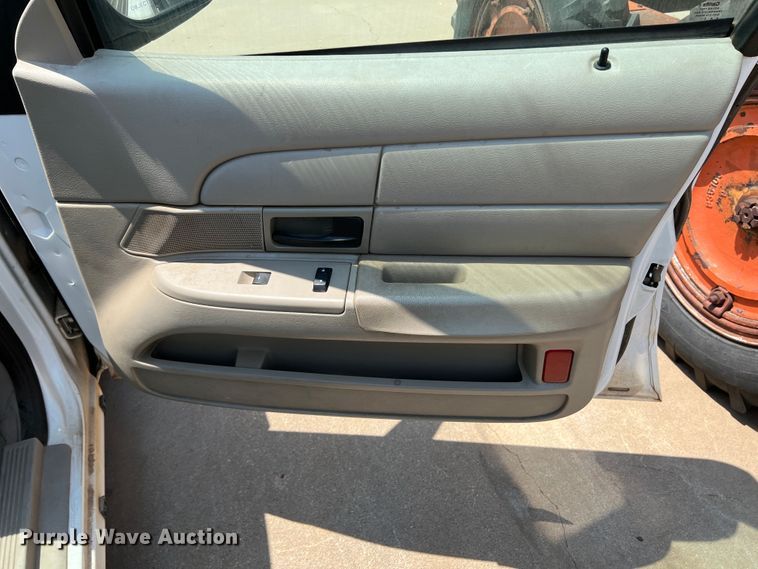 image for item DR1424 2010 Ford Crown Victoria Police Interceptor