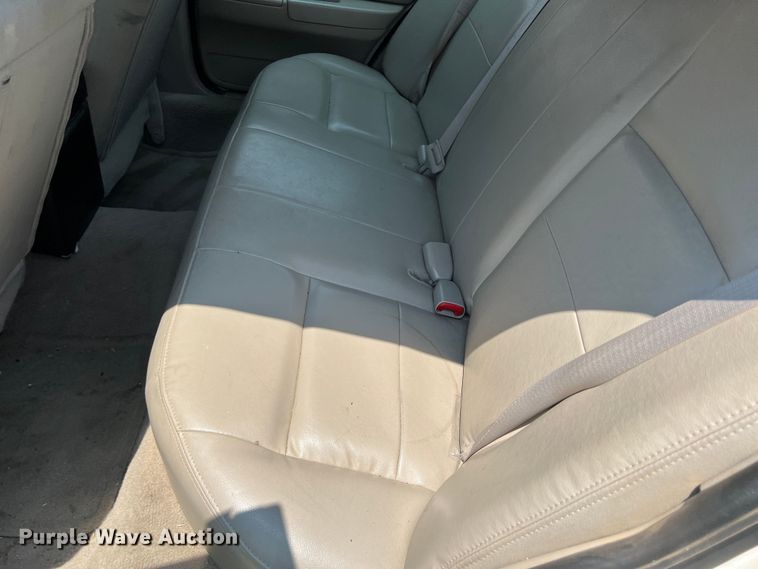 image for item DR1424 2010 Ford Crown Victoria Police Interceptor