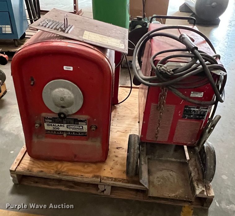 image for item DR1427 (3) welders