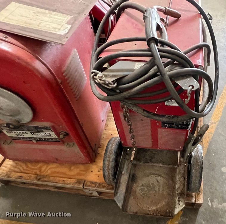 image for item DR1427 (3) welders