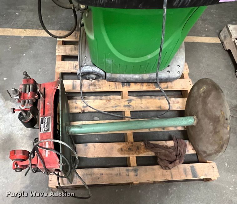 image for item DR1428 Tools