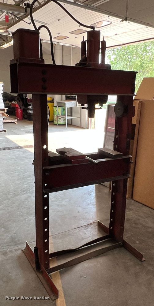 image for item DR1429 Fanco H40 14  press