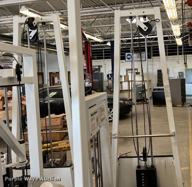 image for item DR1437 Weight lifting machines