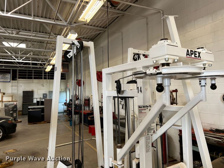 image for item DR1437 Weight lifting machines