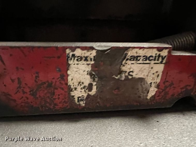 image for item DR1447 Edwards Jaws IV  50 ton ironworker