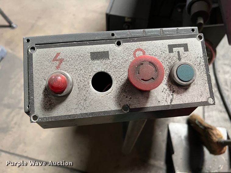 image for item DR1448 Wilton 7020  bandsaw