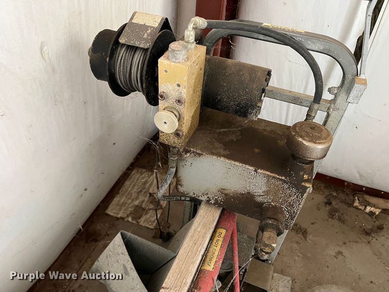 image for item DR1463 Concrete screed