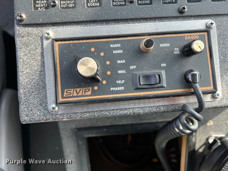 image for item DR1524 1998 Ford E450 Super Duty  ambulance