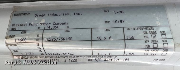 image for item DR1524 1998 Ford E450 Super Duty  ambulance