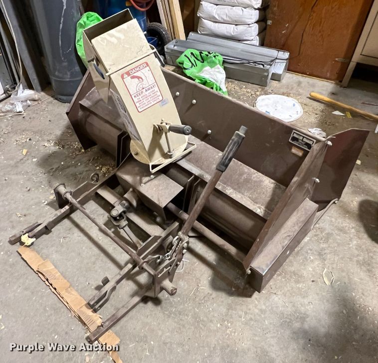 image for item DR1529 Grasshopper 412  snow blower