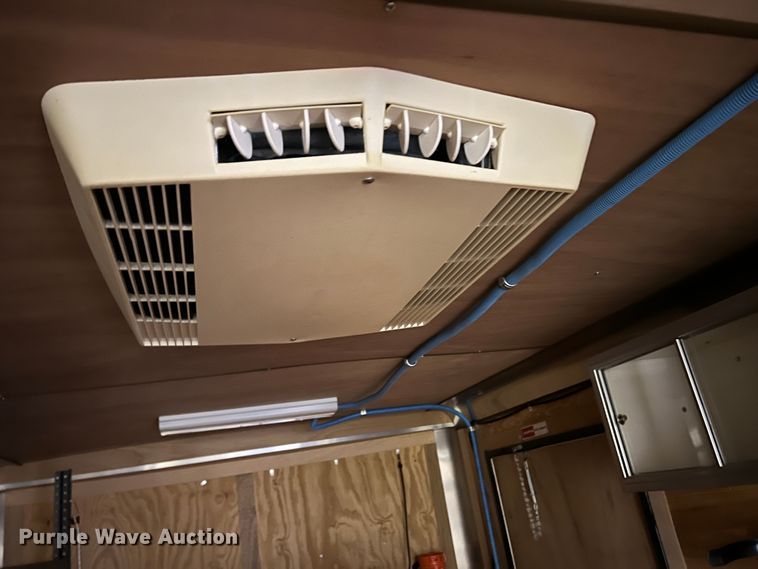 image for item DR1530 2004 Pacer CS716TA2  enclosed cargo trailer