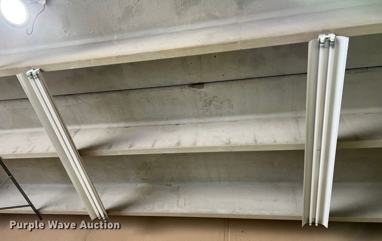 image for item DR1531 (24) shop lights