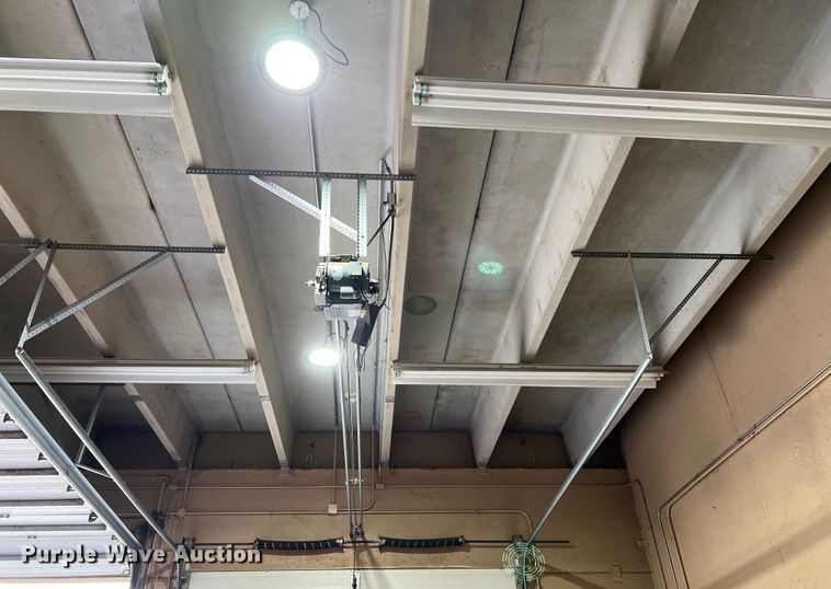 image for item DR1531 (24) shop lights