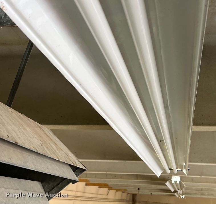 image for item DR1531 (24) shop lights